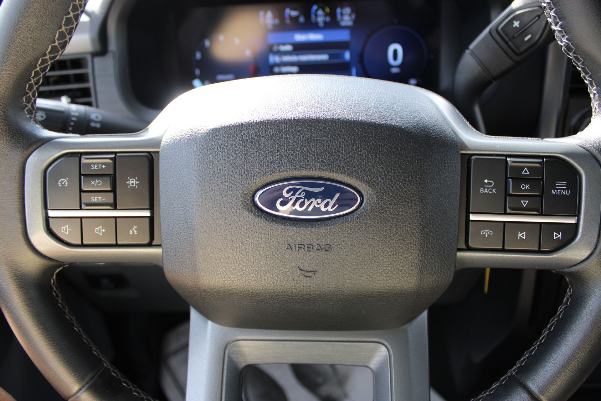 2024 Ford F-150 XLT - Photo 22