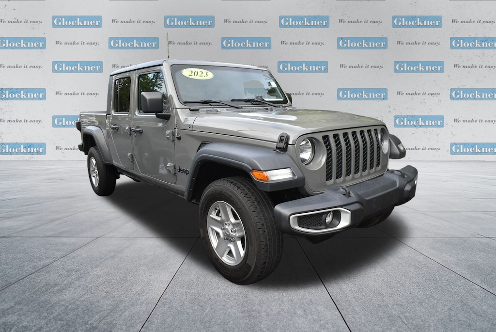 Used 2023 Jeep Gladiator Sport Truck Crew Cab