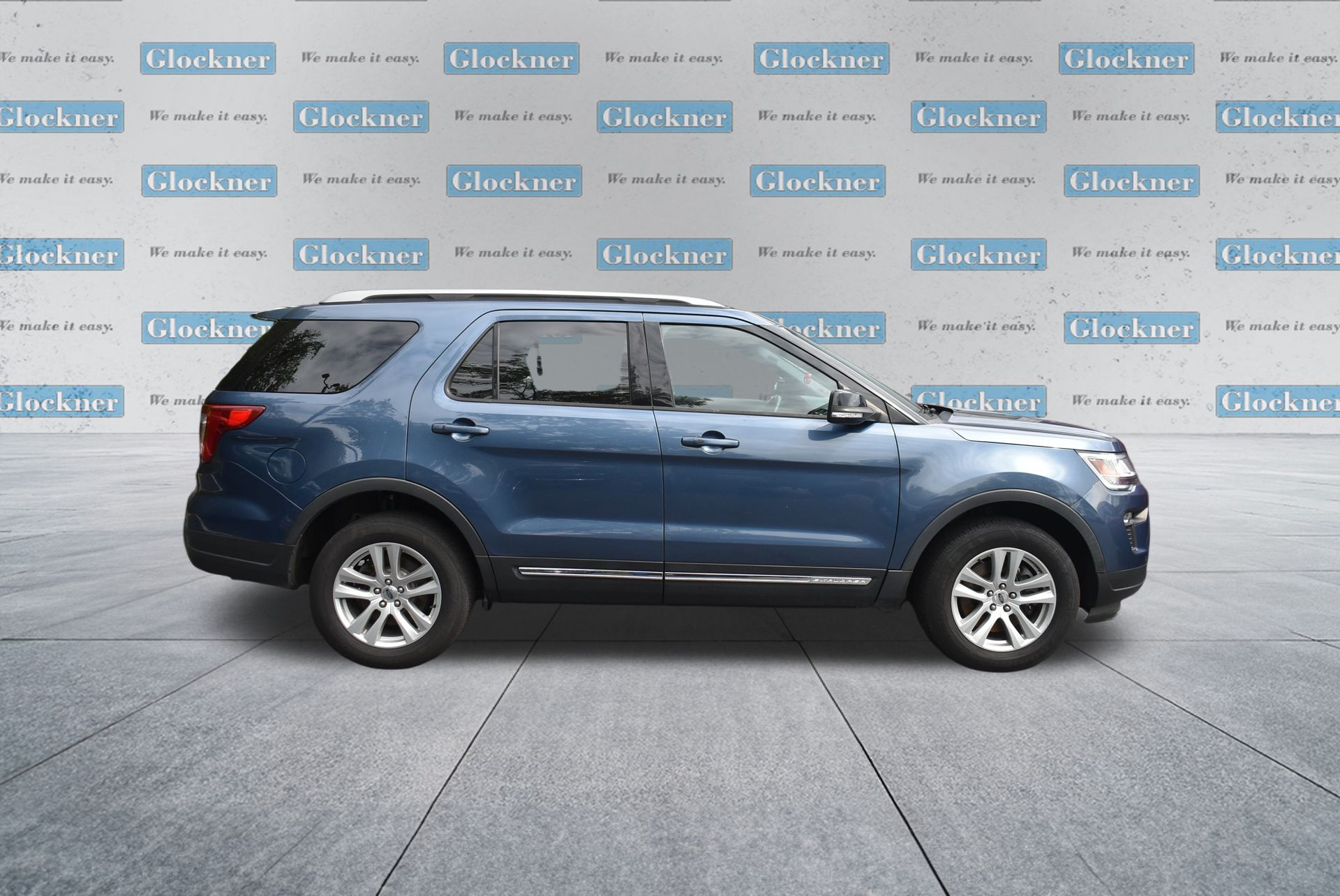 2018 Ford Explorer XLT photo 3