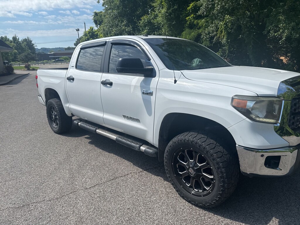 Used 2018 Toyota Tundra SR5 5.7L V8 w/FFV Truck CrewMax