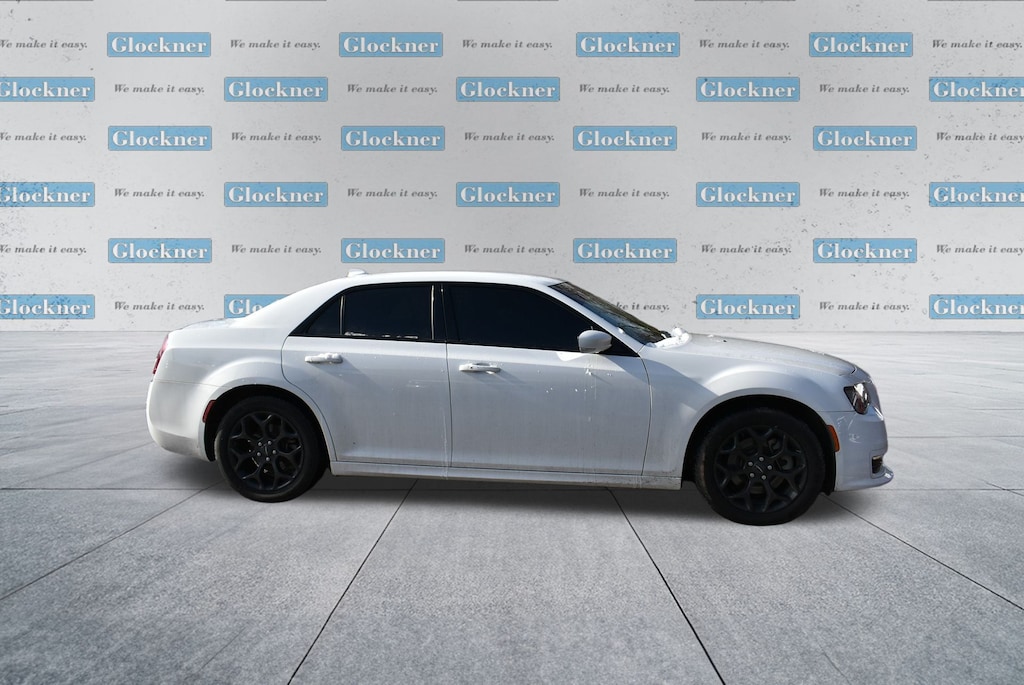 Used 2022 Chrysler 300 Touring L Sedan