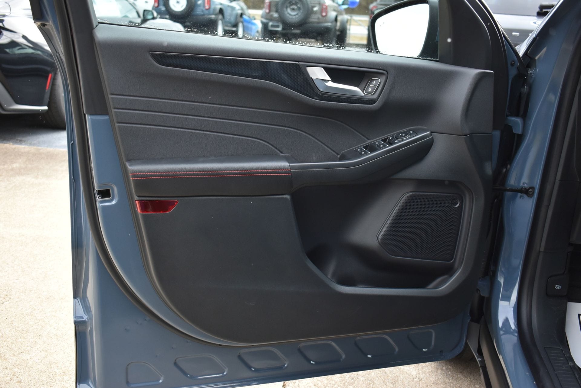 2026 Ford Escape Hybrid ST-Line Select - Photo 12