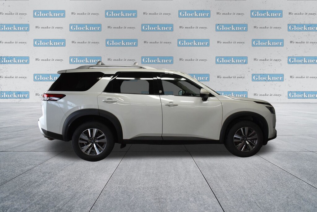 Used 2023 Nissan Pathfinder SL SUV
