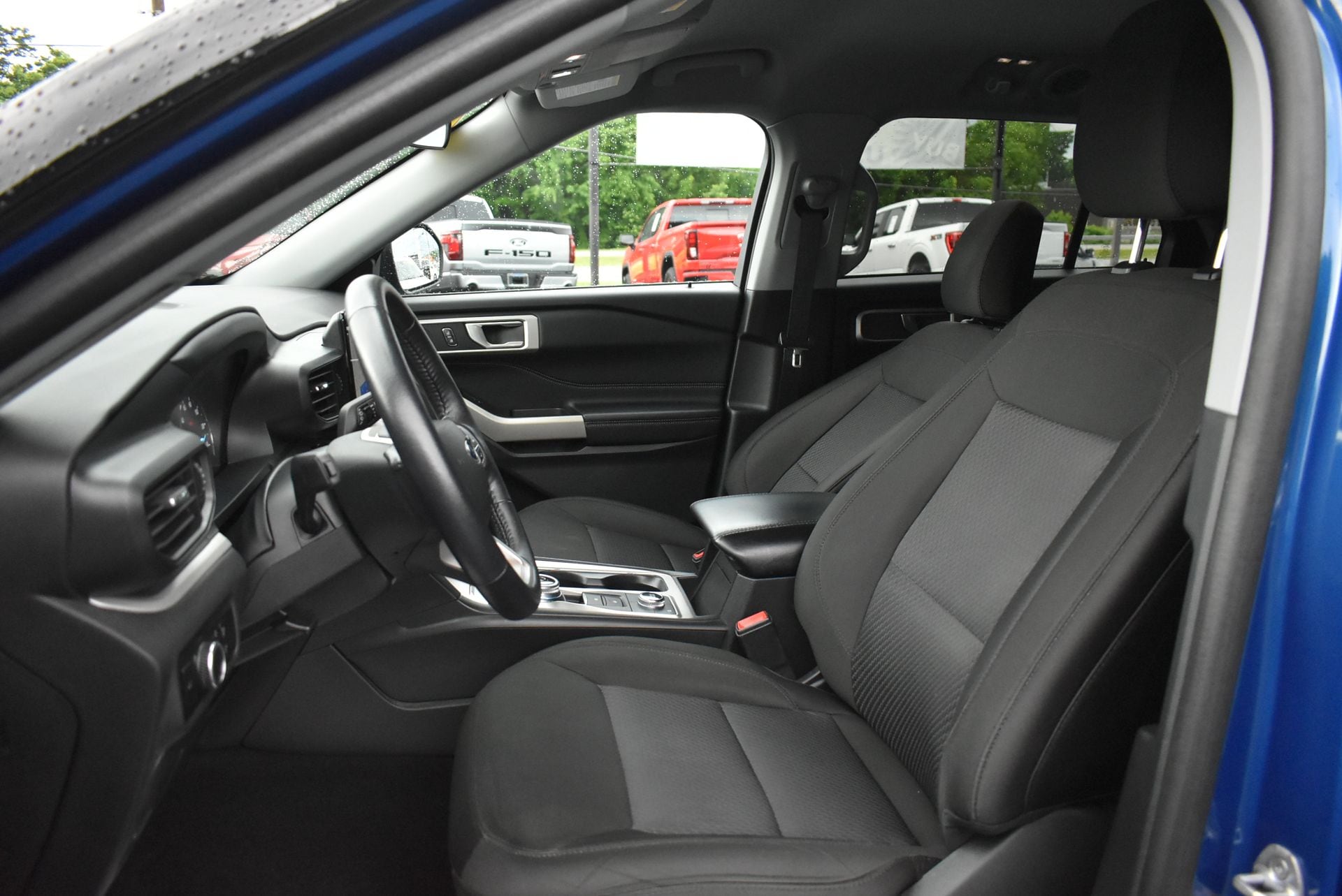 2023 Ford Explorer XLT - Photo 15