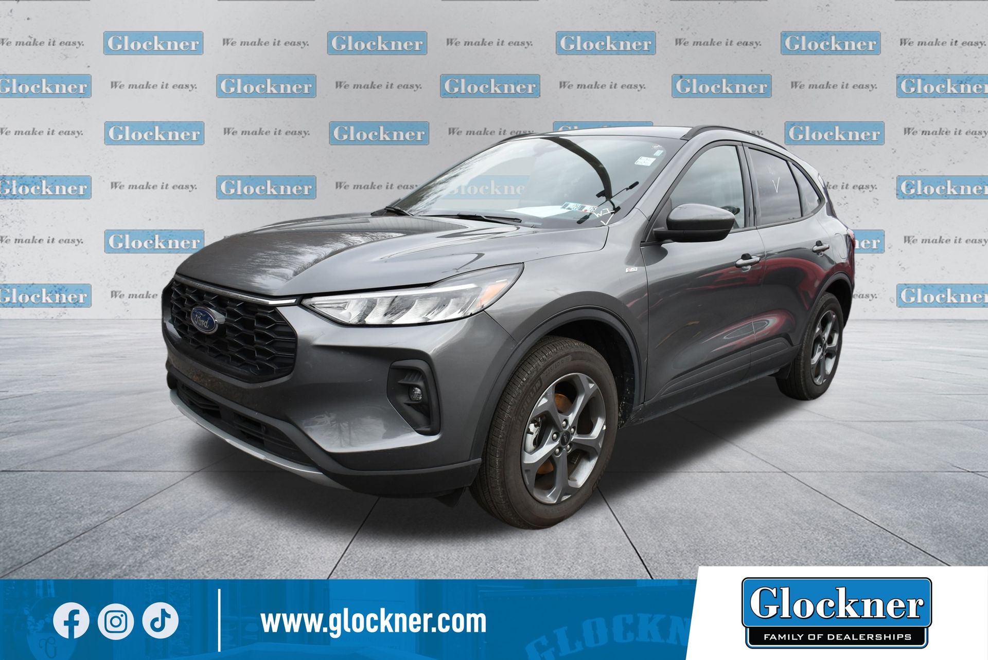 2025 Ford Escape ST-Line Select's photo
