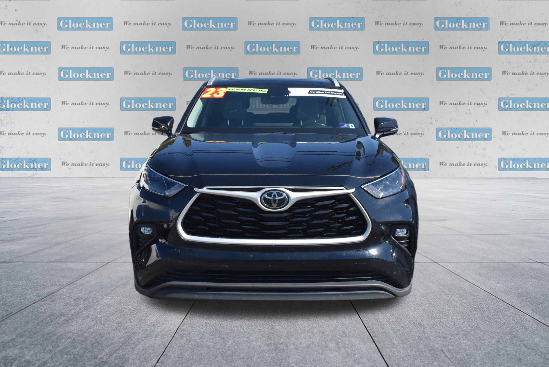 2023 Toyota Highlander XLE photo 2