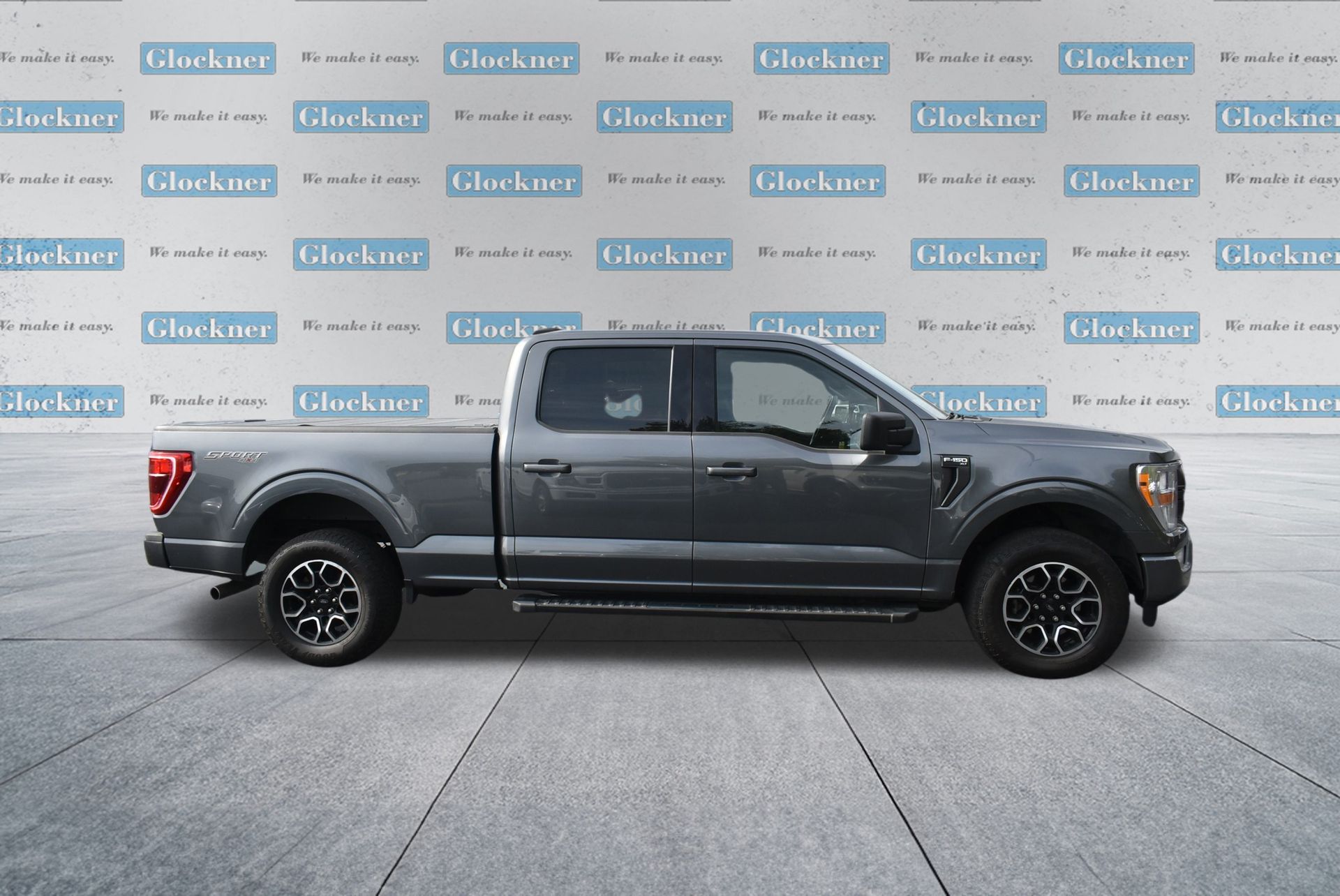 2022 Ford F-150 XLT photo 2