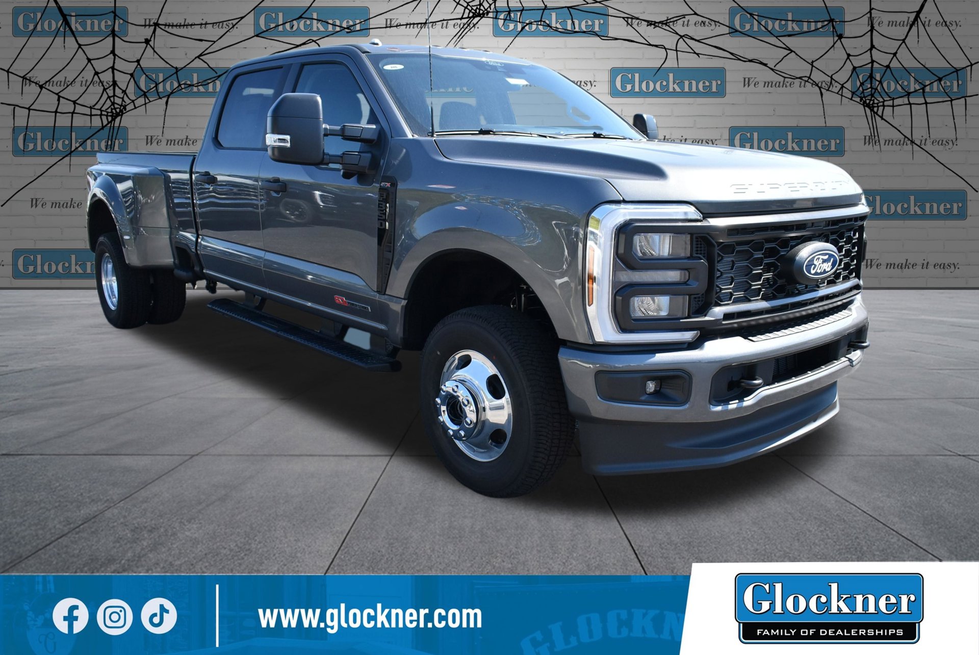 New 2027 Ford F-350SD XL Truck Crew Cab