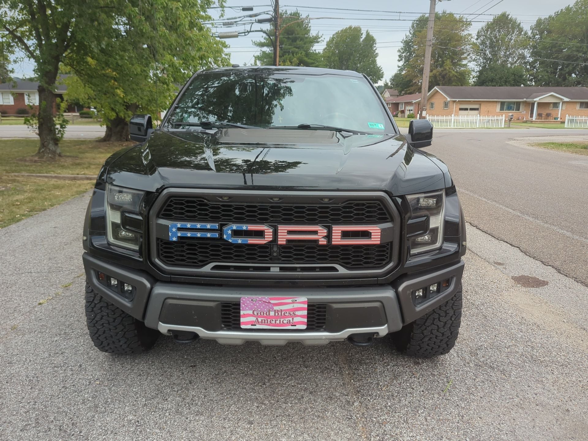 Used 2017 Ford F-150 Raptor with VIN 1FTFW1RG2HFC12695 for sale in South Point, OH