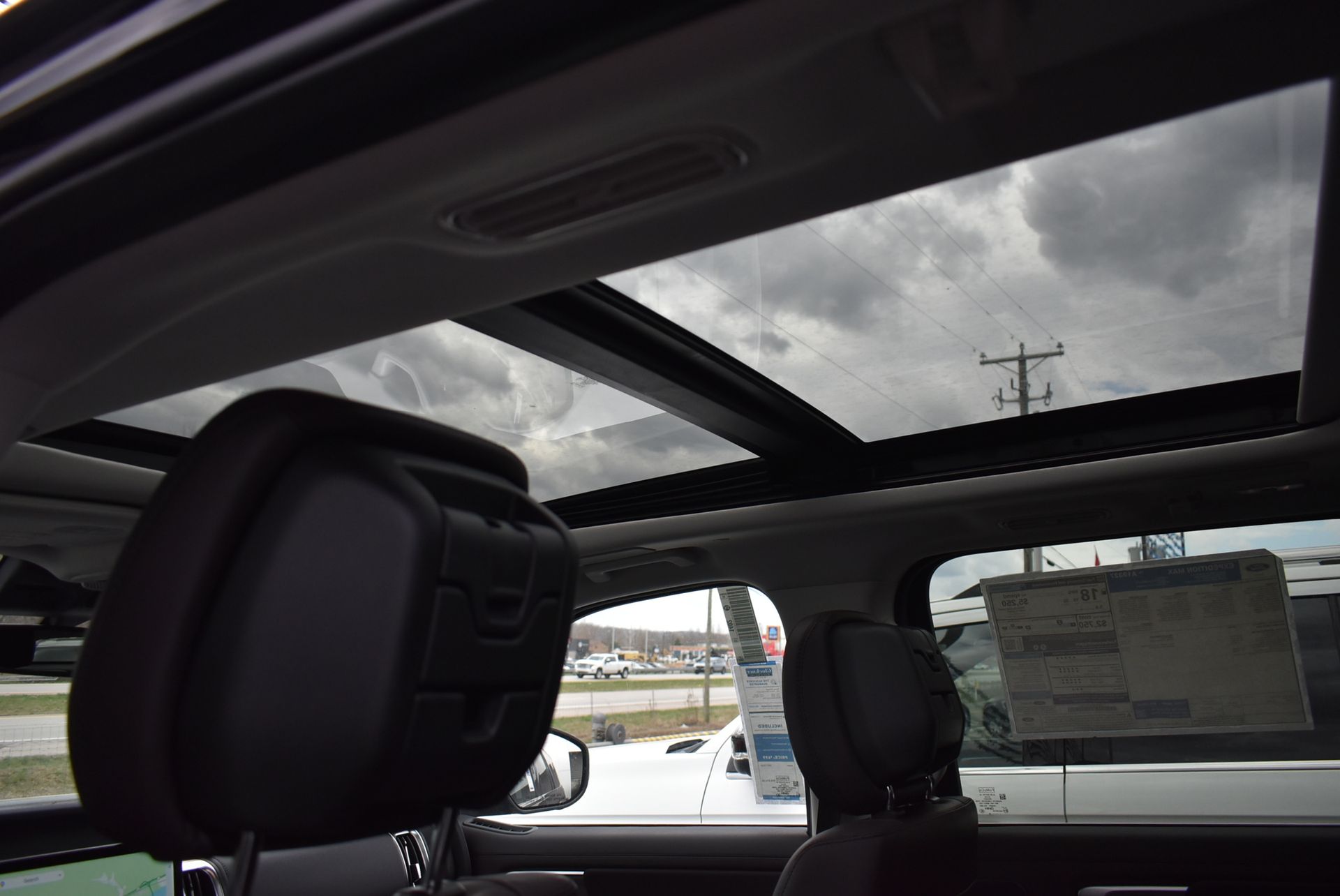 2026 Ford Expedition MAX Platinum - Photo 19