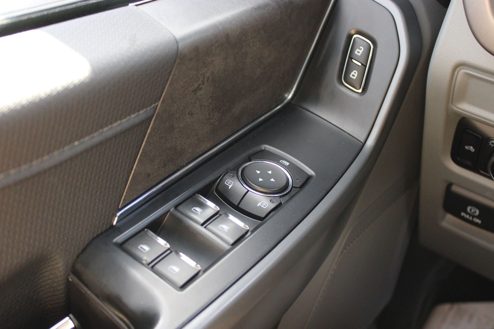 2024 Ford F-150 XLT - Photo 20