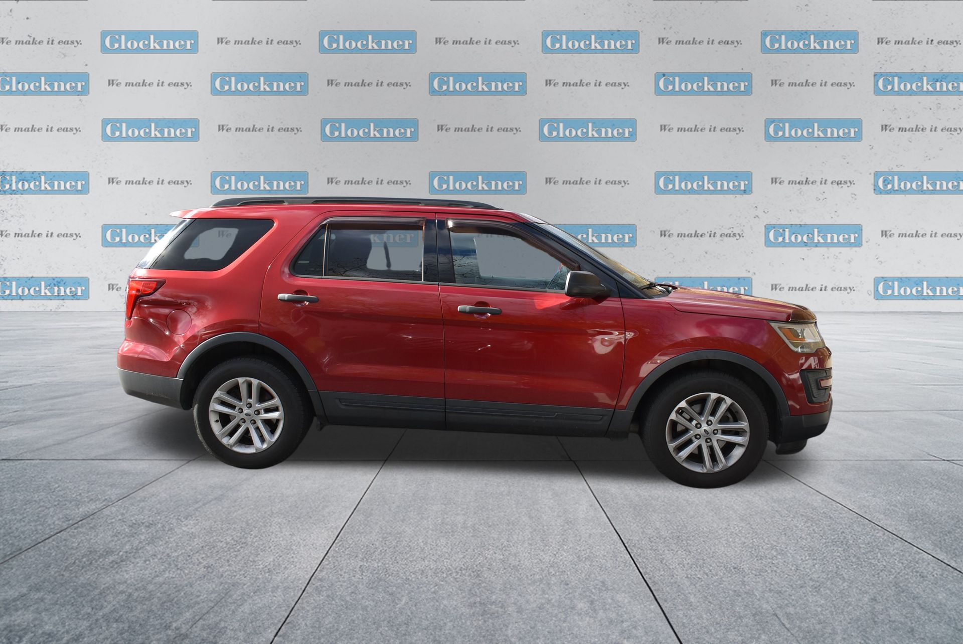 2016 Ford Explorer Base photo 2