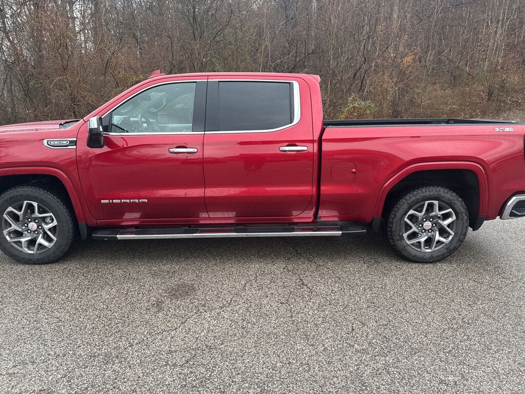 Used 2025 GMC Sierra 1500 SLT Truck Crew Cab