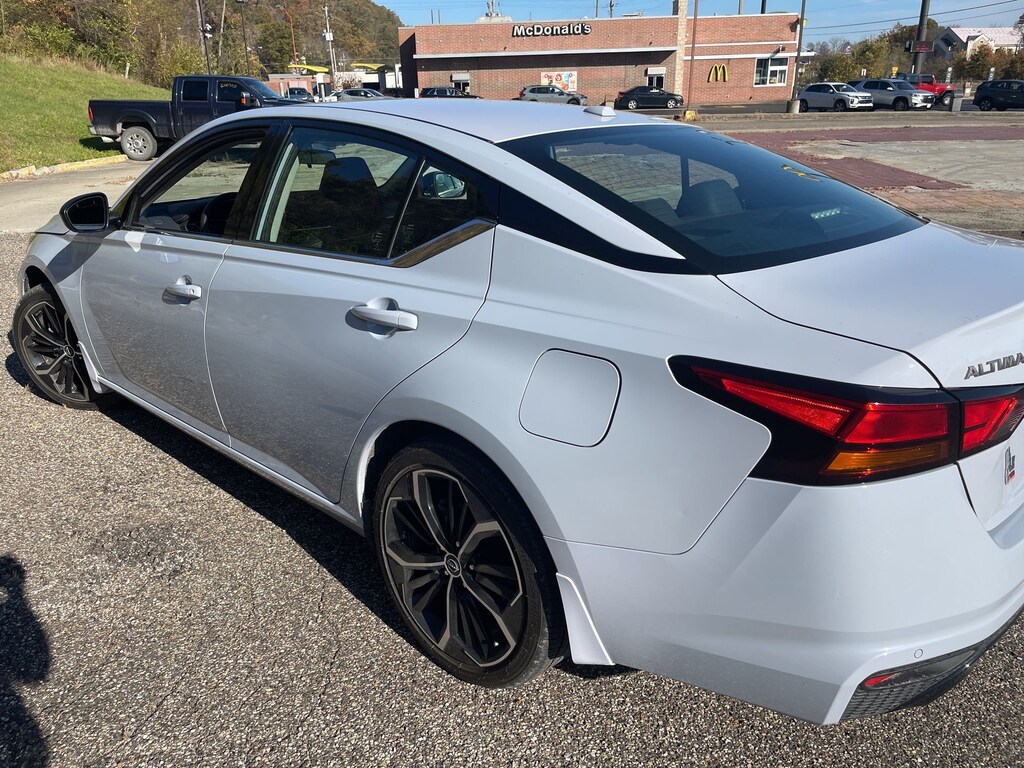 Used 2024 Nissan Altima 2.5 SR Sedan