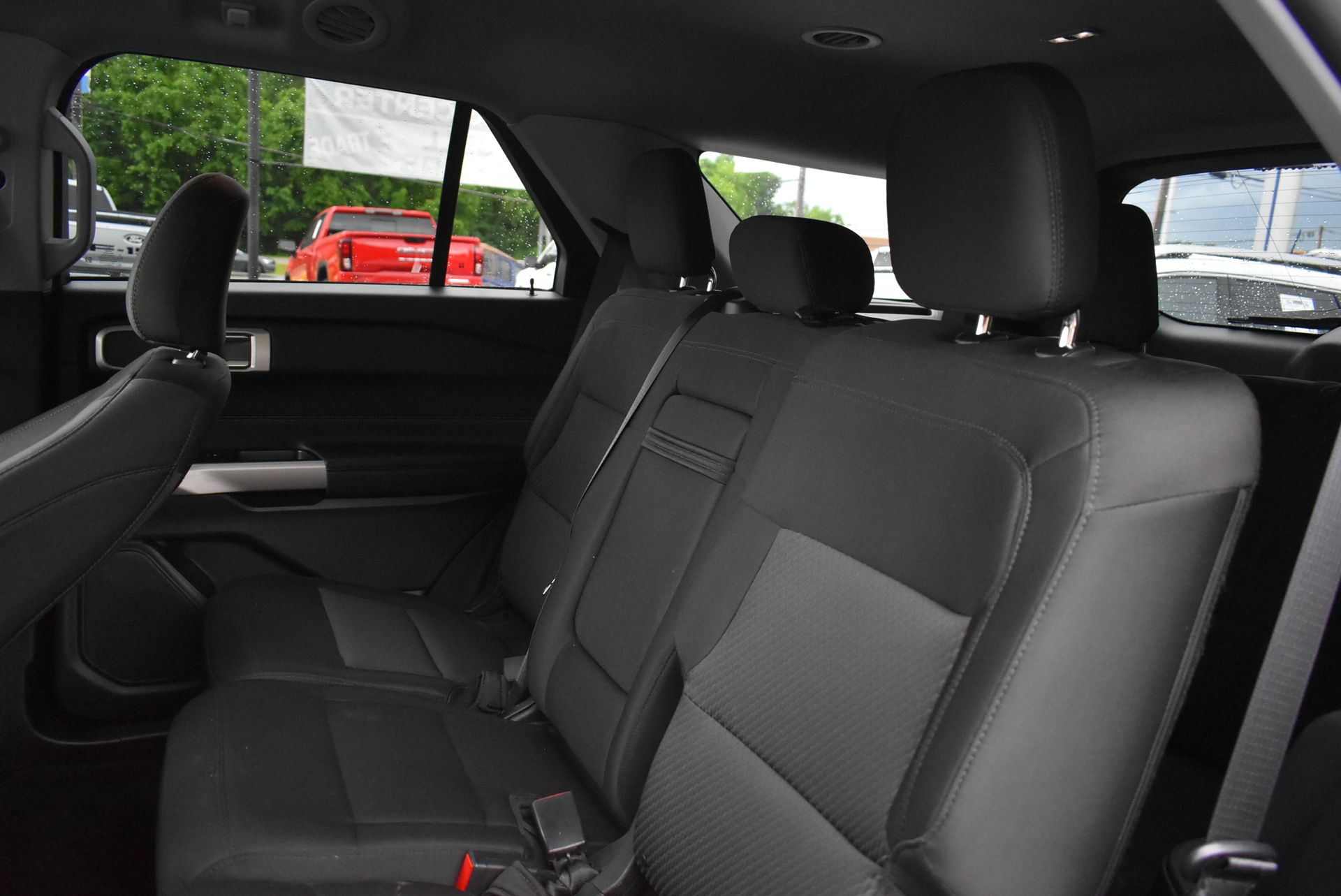 2023 Ford Explorer XLT - Photo 16