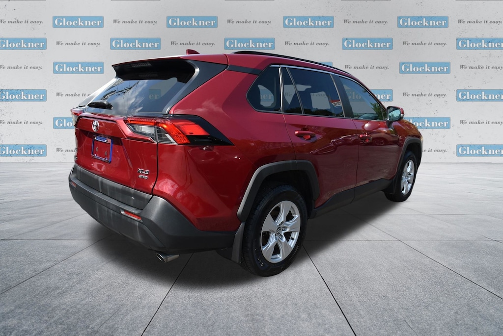 Used 2020 Toyota RAV4 XLE SUV