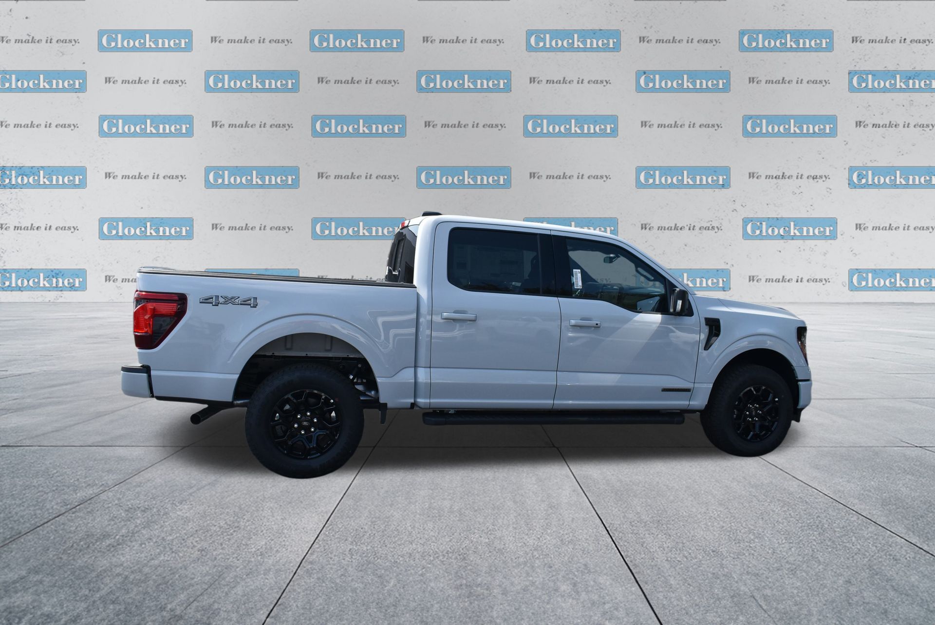 2025 Ford F-150 XLT photo 2
