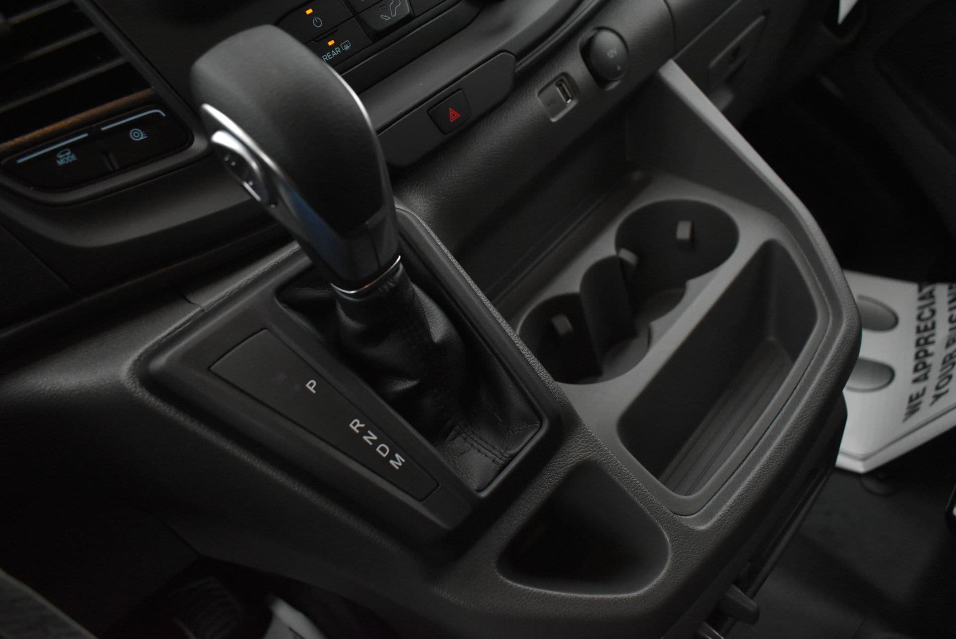 2025 Ford Transit Passenger Van XL - Photo 27