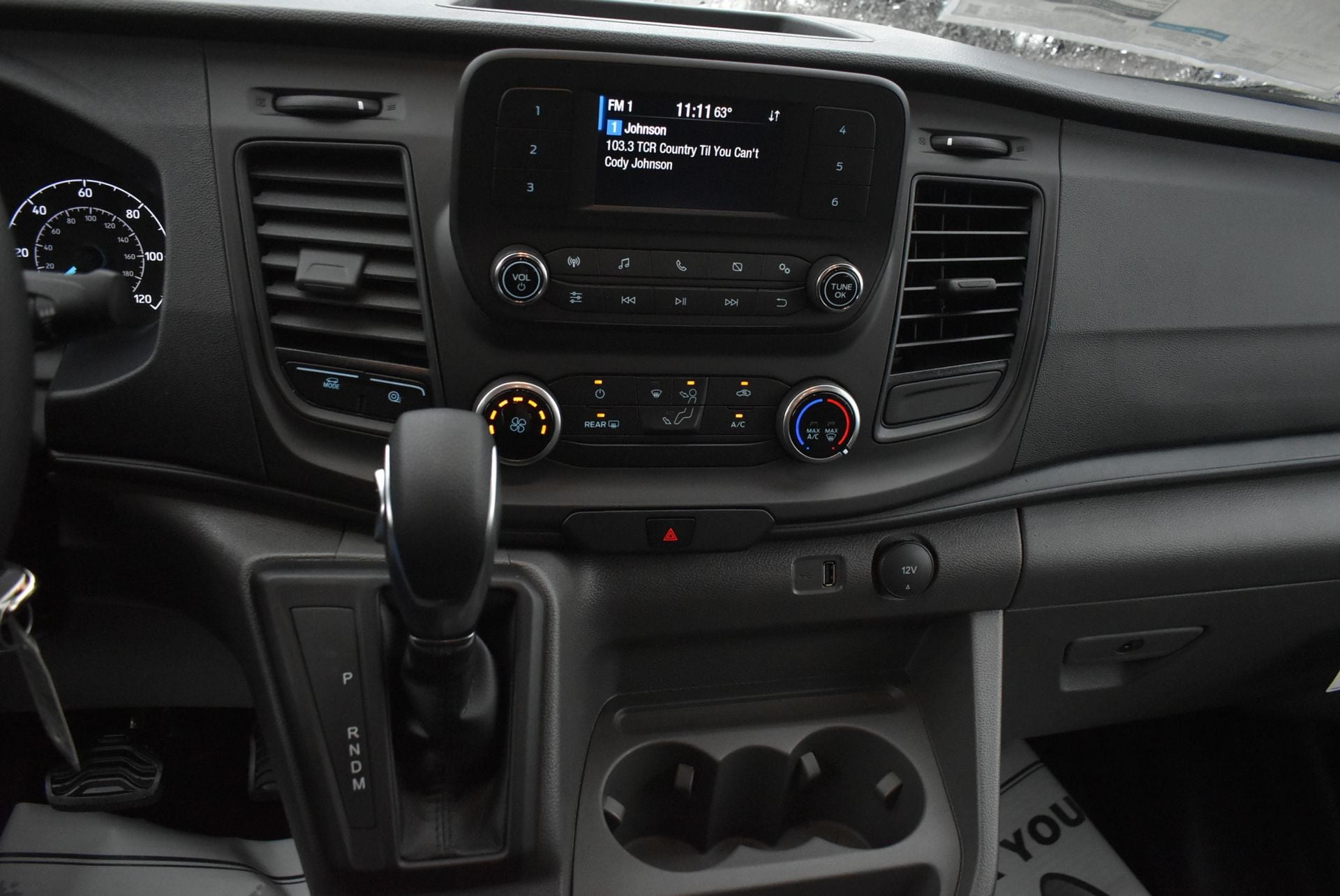 2025 Ford Transit Passenger Van XL - Photo 23