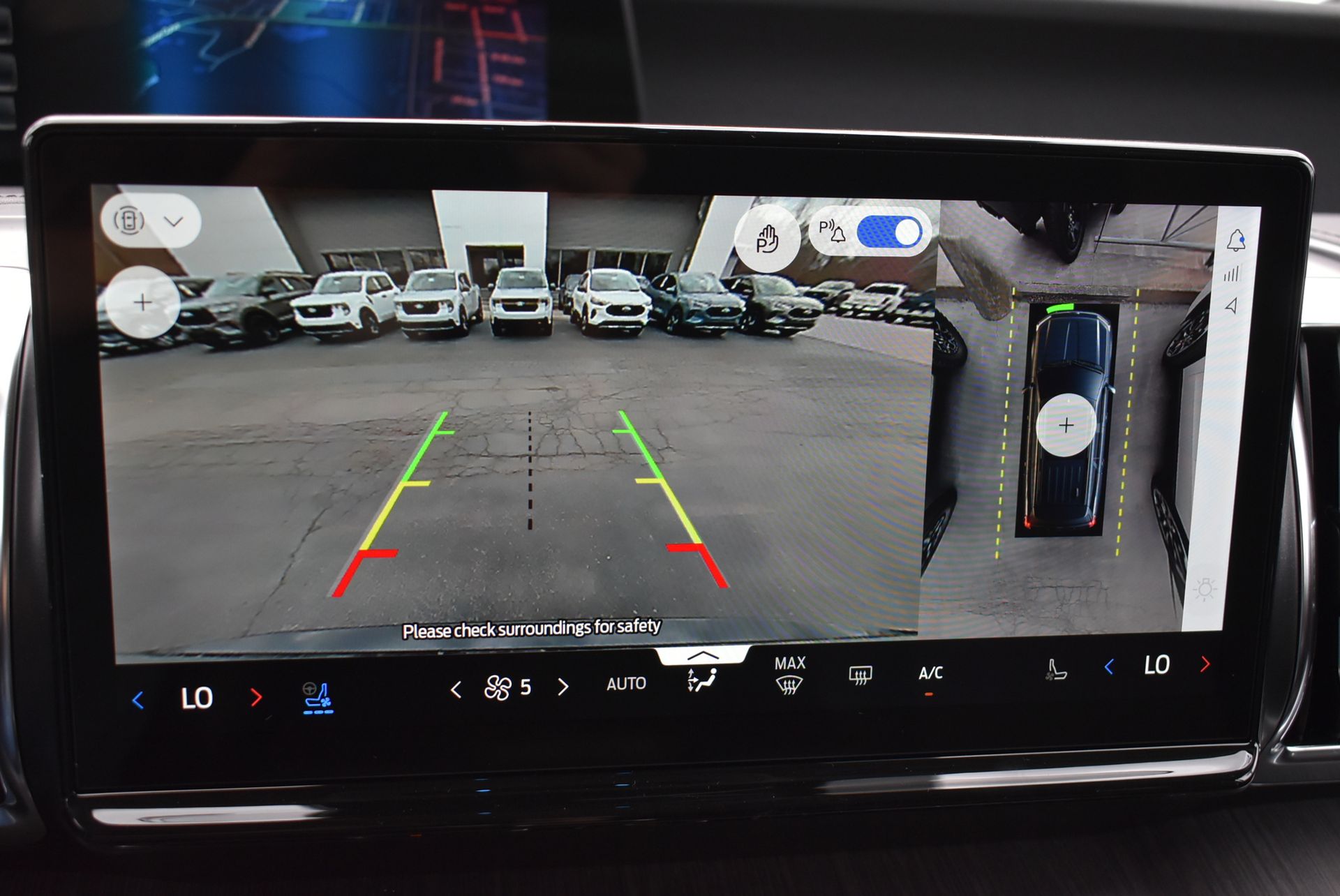 2026 Ford Expedition MAX Platinum - Photo 26