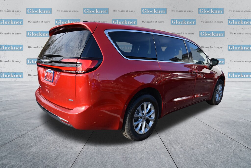 Used 2024 Chrysler Pacifica Touring L Van Passenger Van