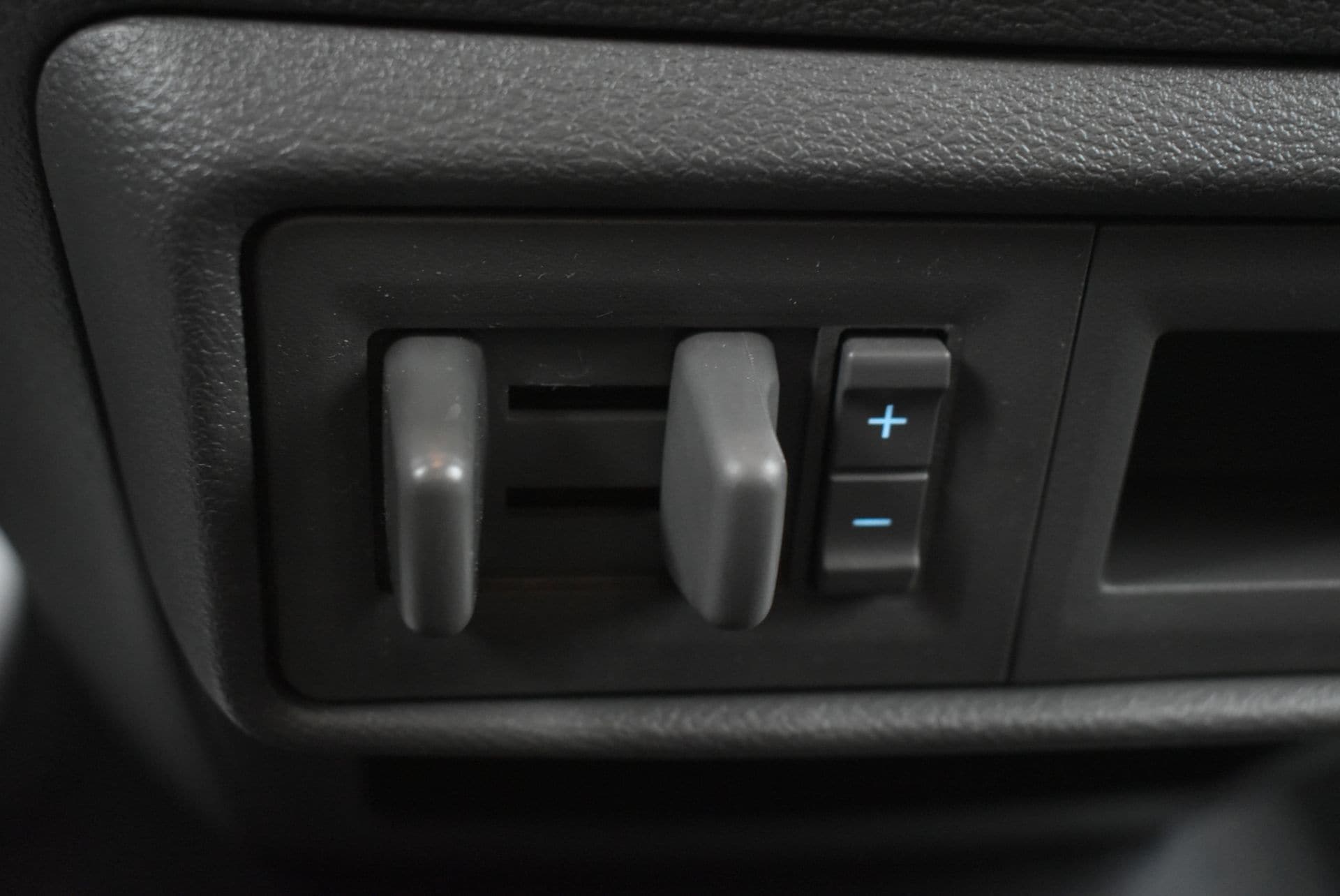 2025 Ford Transit Passenger Van XL - Photo 29