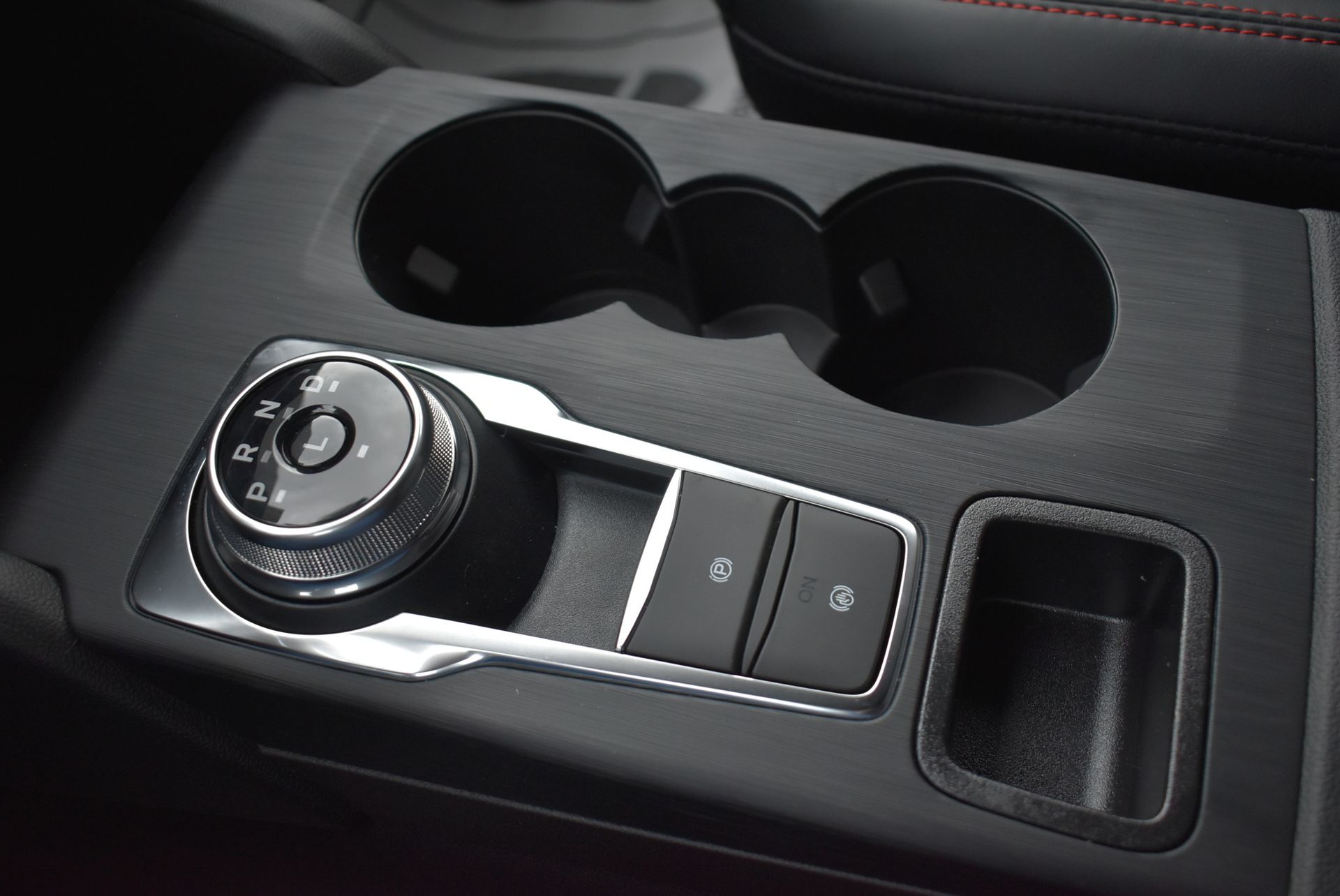 2026 Ford Escape Hybrid ST-Line Select - Photo 30