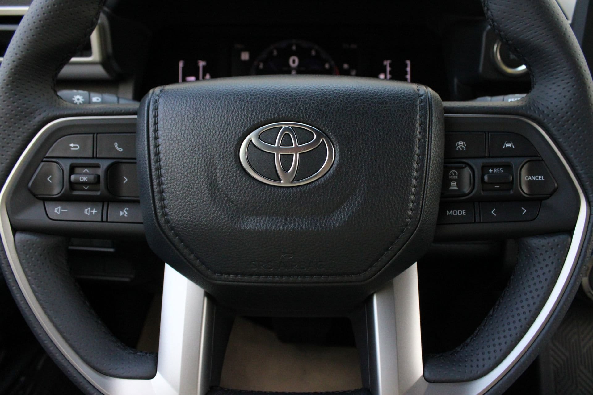 2026 Toyota 4Runner SR5 - Photo 23