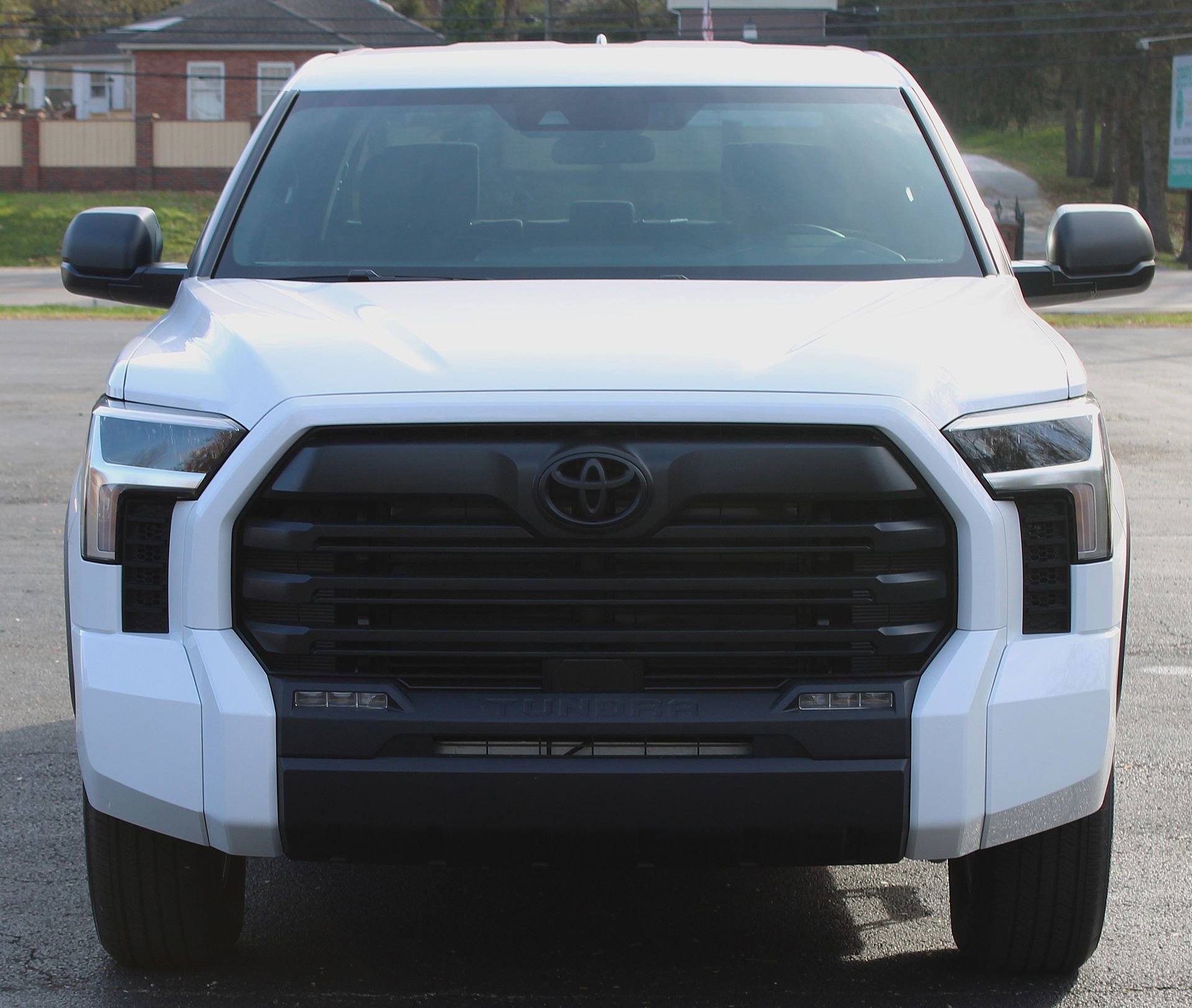 2026 Toyota Tundra SR5 CrewMax photo 2