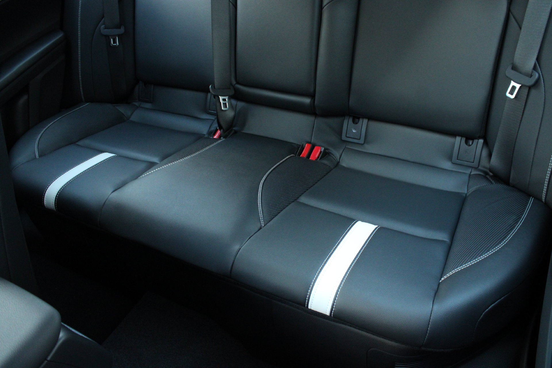 2026 Toyota Camry SE - Photo 18