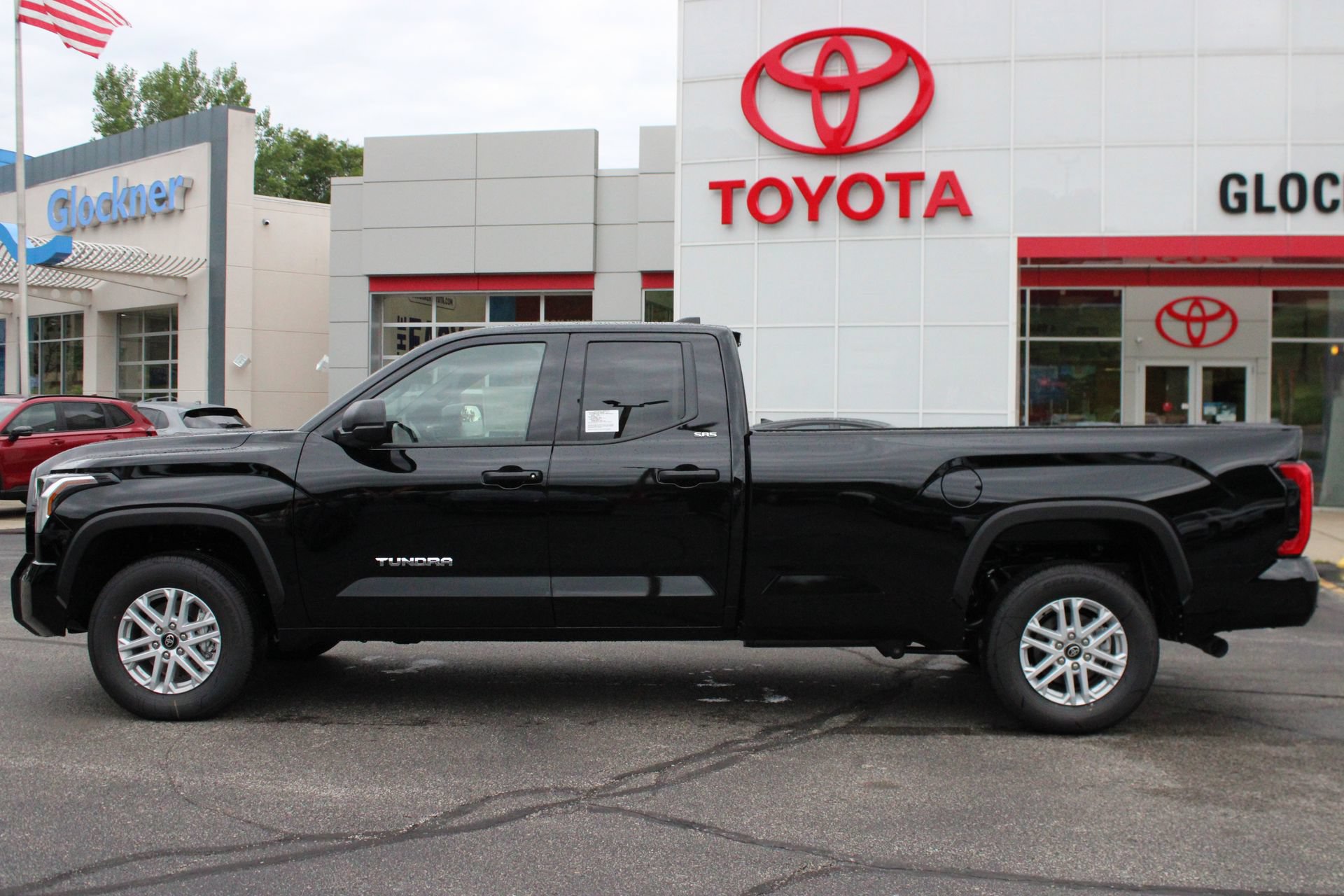 2026 Toyota Tundra SR5 - Photo 11