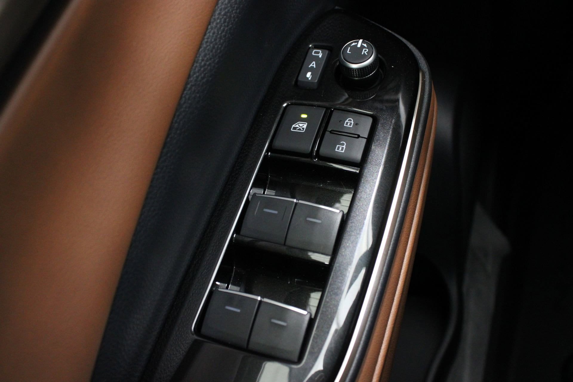 2026 Toyota Crown Limited - Photo 26