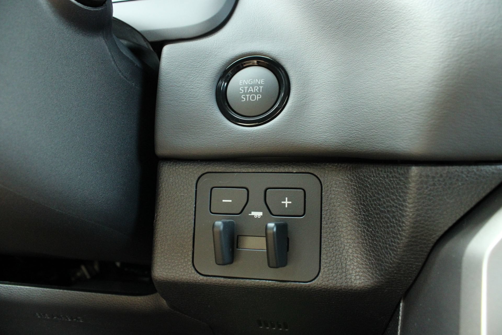 2026 Toyota Tundra Platinum - Photo 42