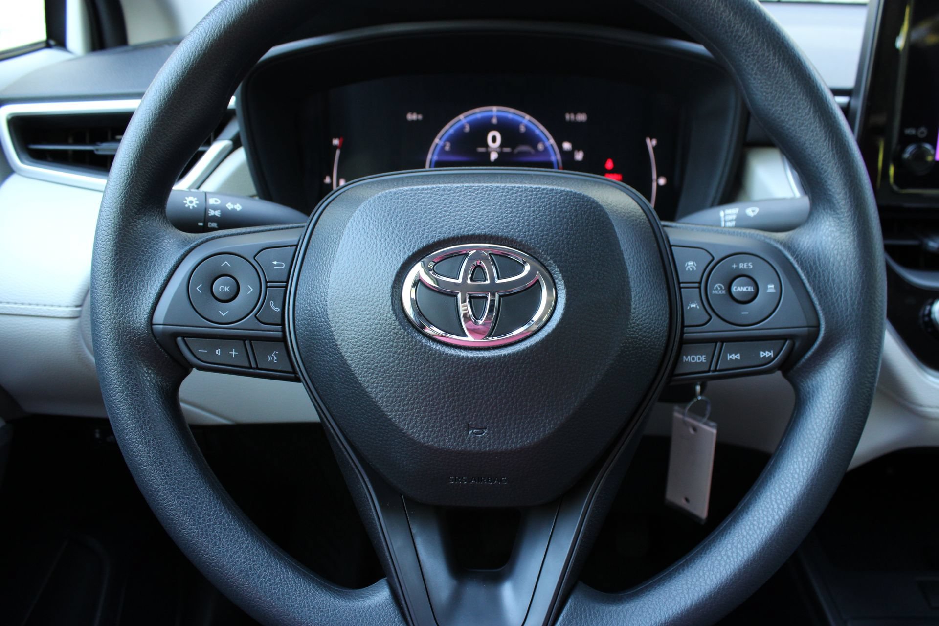 2026 Toyota Corolla Cross L - Photo 25
