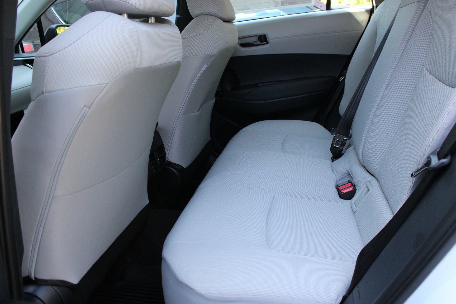 2026 Toyota Corolla Cross L - Photo 19