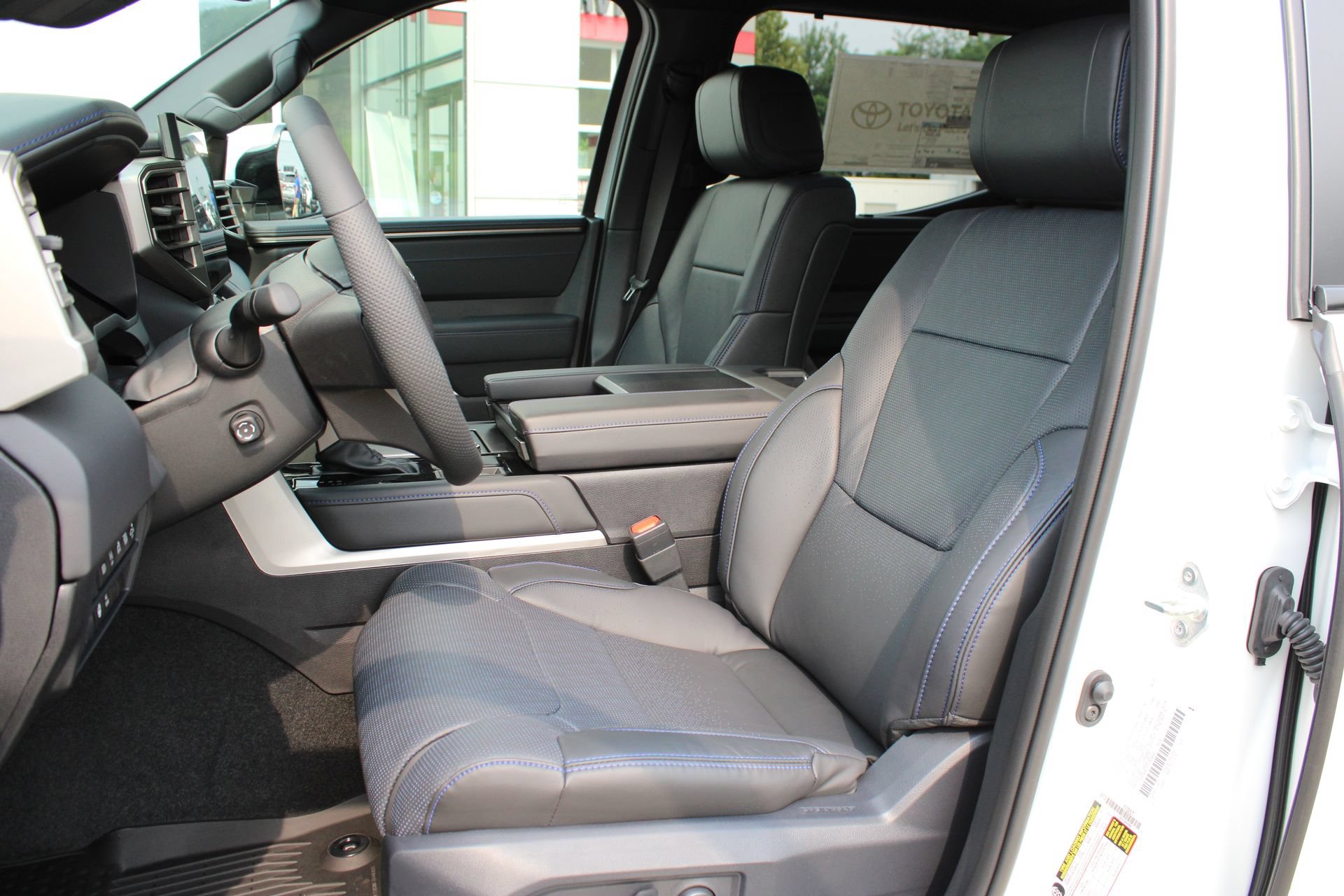 2026 Toyota Tundra Platinum - Photo 20