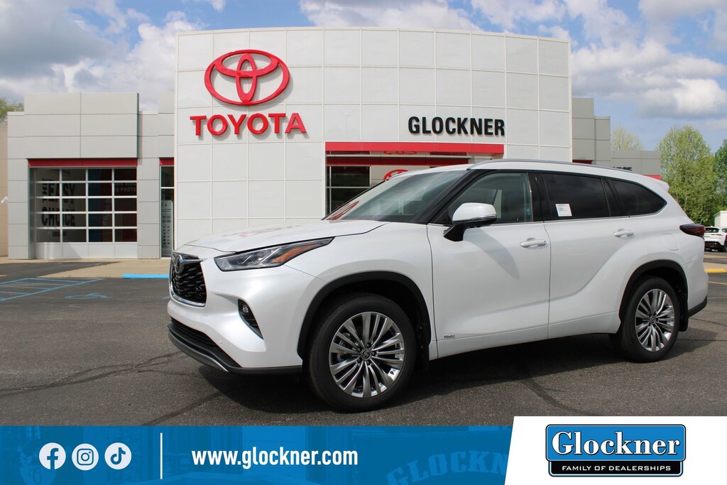 New 2026 Toyota Highlander Hybrid Platinum SUV