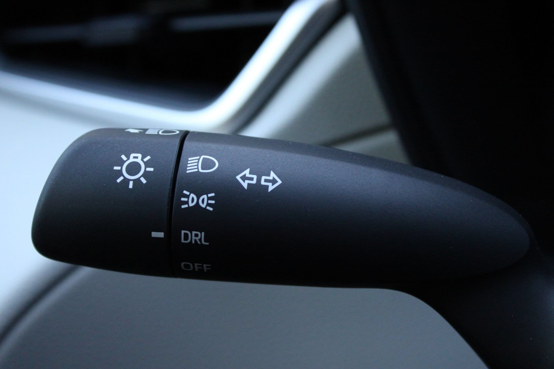 2026 Toyota Corolla Cross L - Photo 28