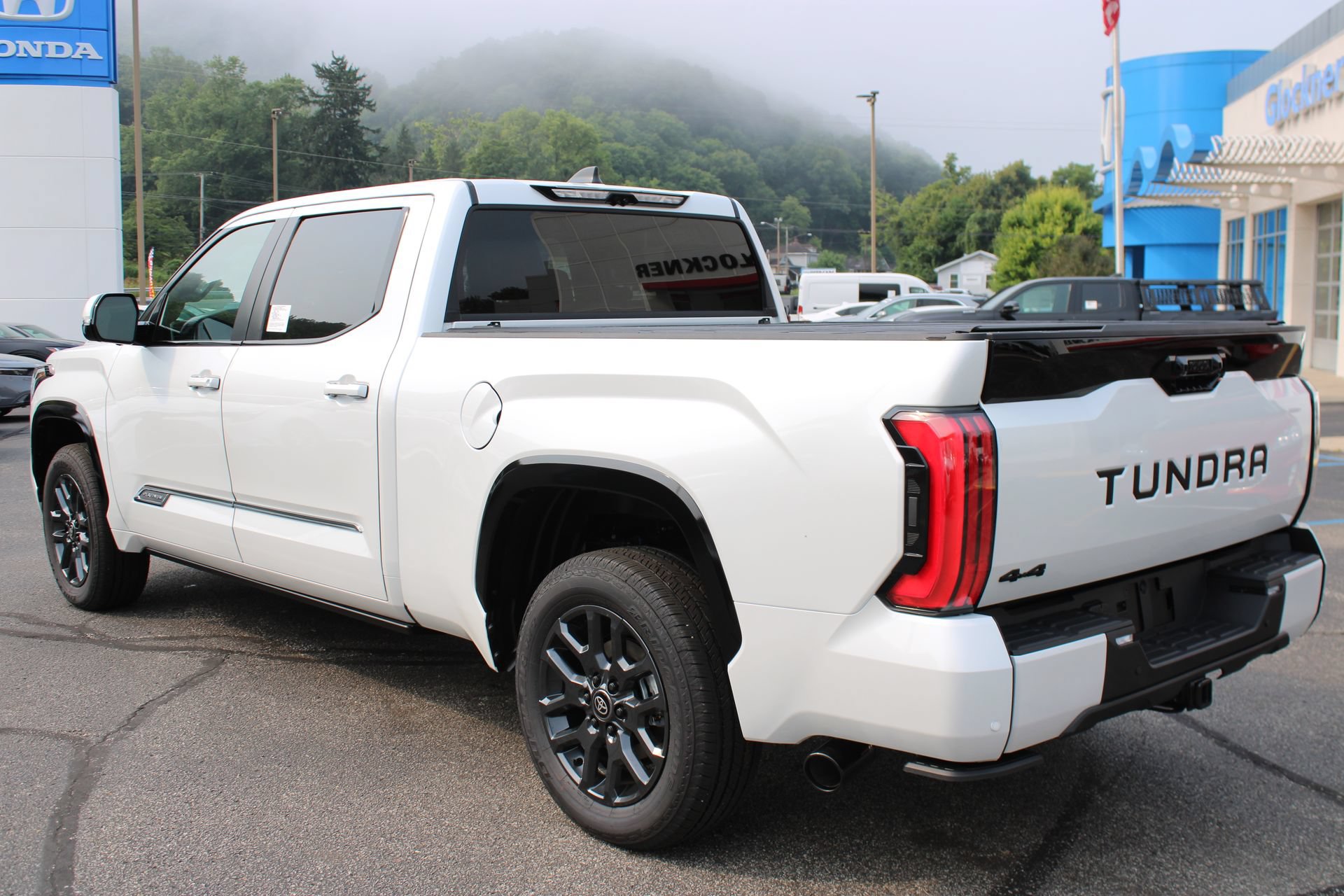 2026 Toyota Tundra Platinum - Photo 9