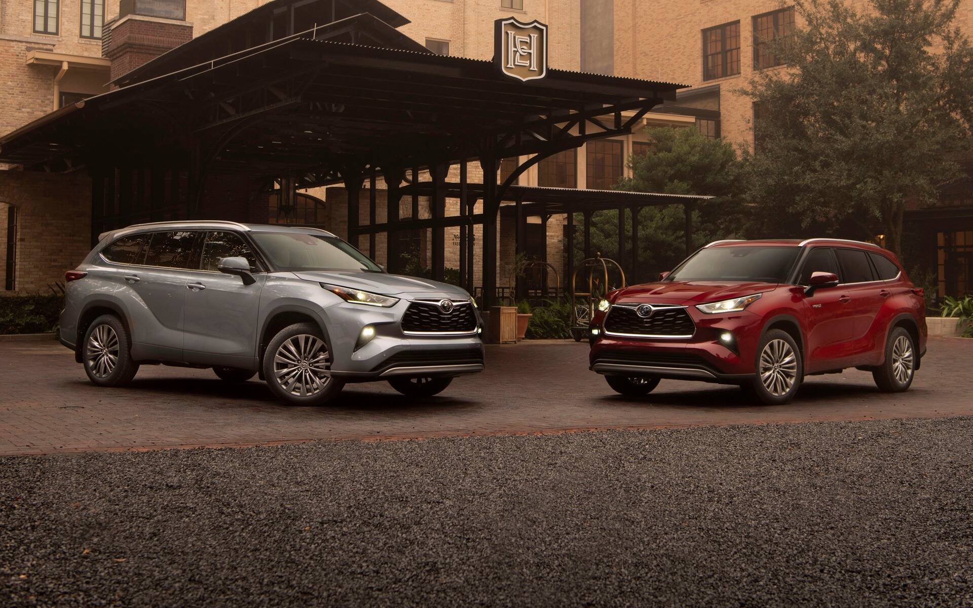 455678-un-toyota-grand-highlander-pourrait-voir-le-jour-bientot.jpeg