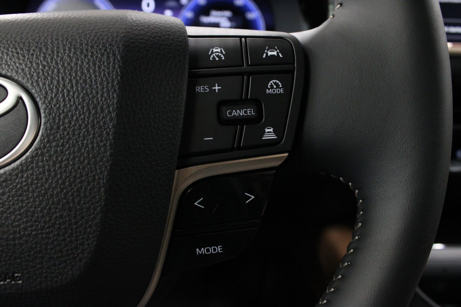 2026 Toyota Crown Limited - Photo 34