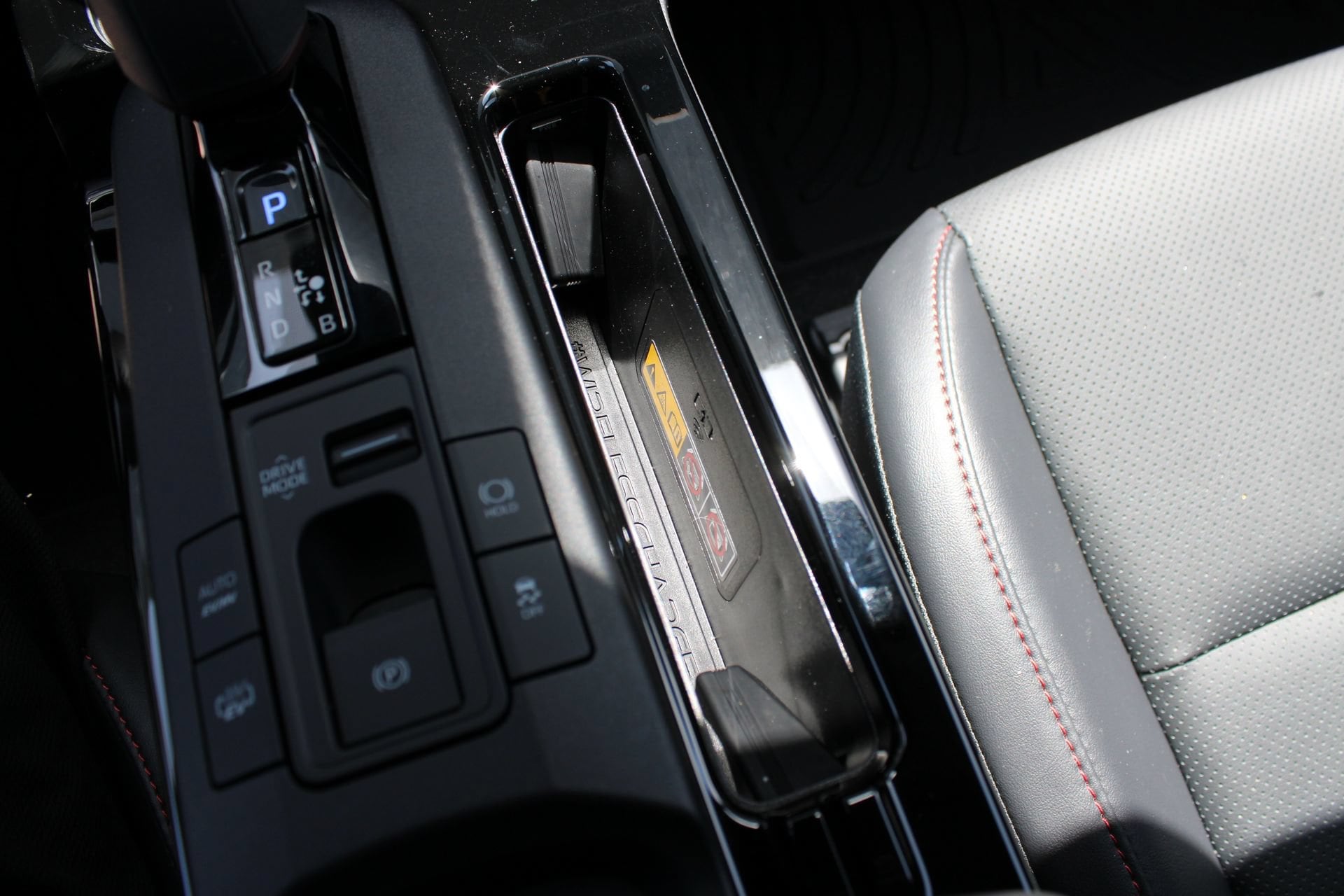 2026 Toyota Prius Plug-in Hybrid XSE Premium - Photo 45