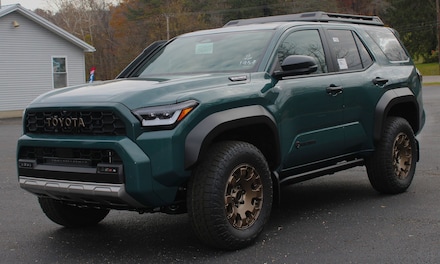 2025 Toyota 4Runner i-FORCE MAX Trailhunter SUV