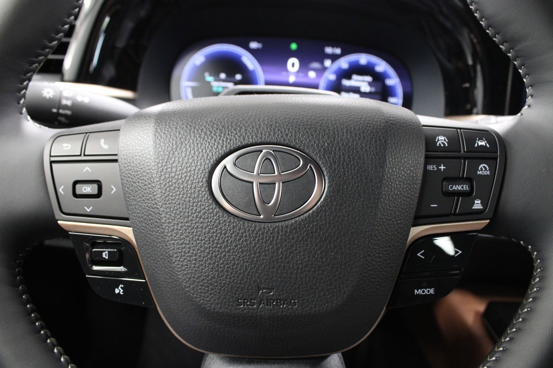 2026 Toyota Crown Limited - Photo 32