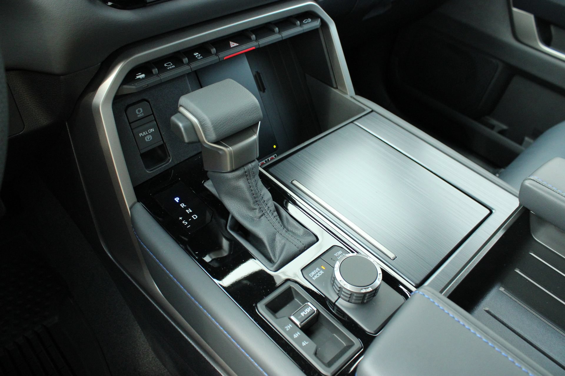 2026 Toyota Tundra Platinum - Photo 49