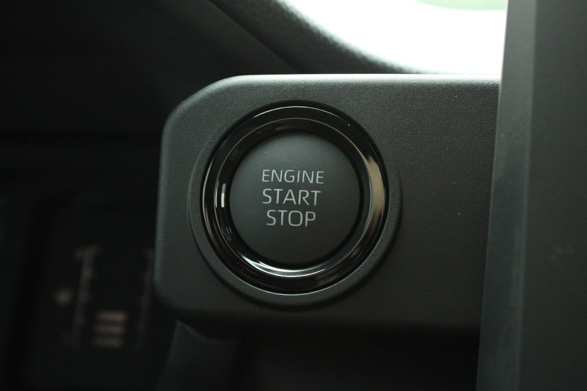 2026 Toyota Tacoma SR5 - Photo 35