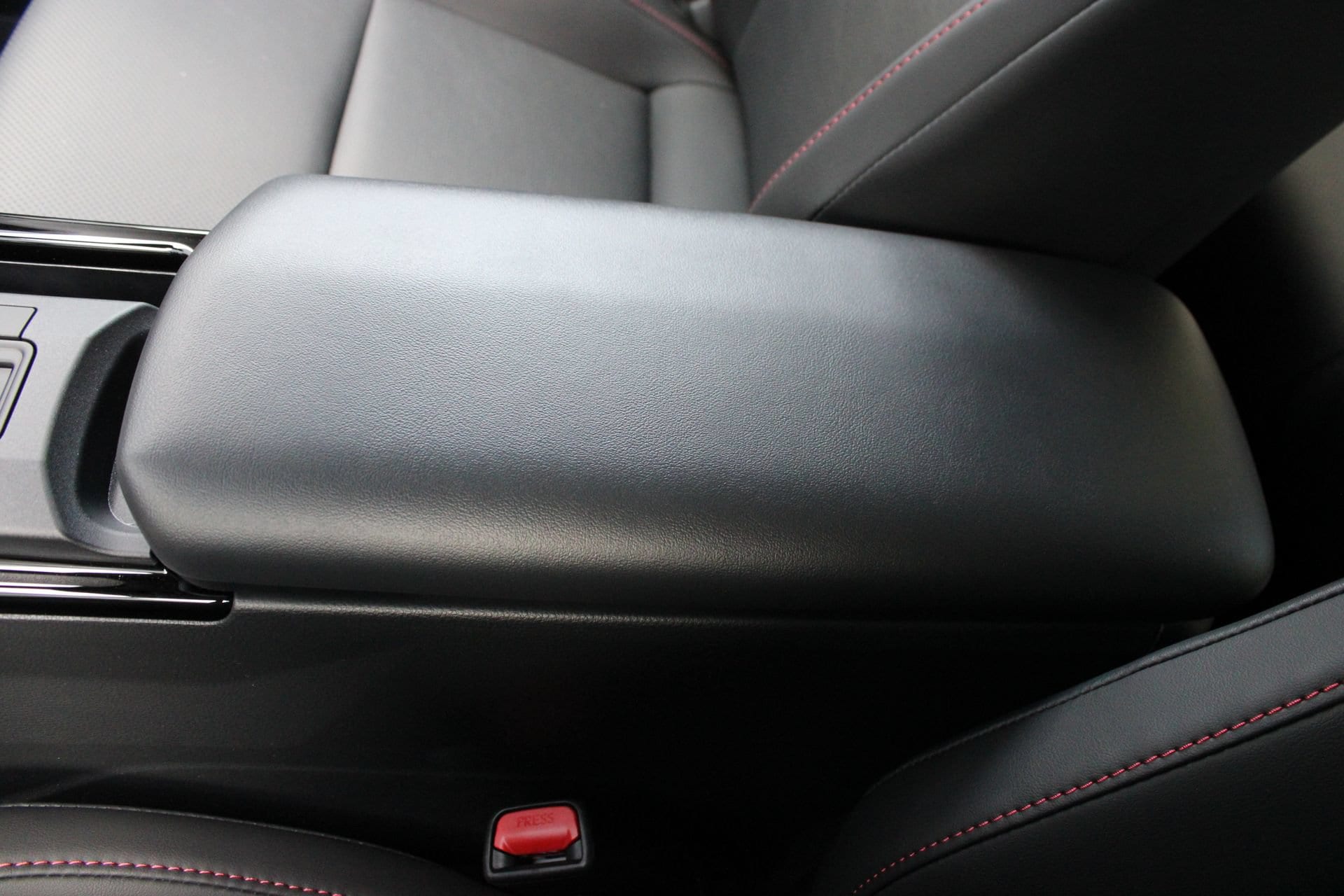2026 Toyota Prius Plug-in Hybrid XSE Premium - Photo 46