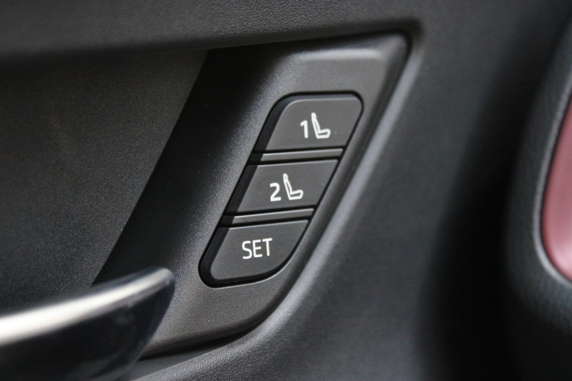 2026 Toyota Prius Plug-in Hybrid XSE Premium - Photo 26