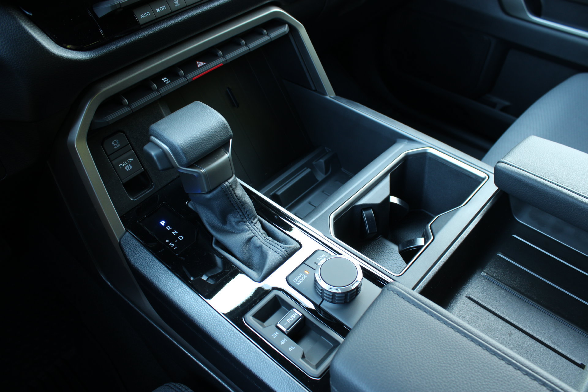 2026 Toyota Tundra SR5 - Photo 37