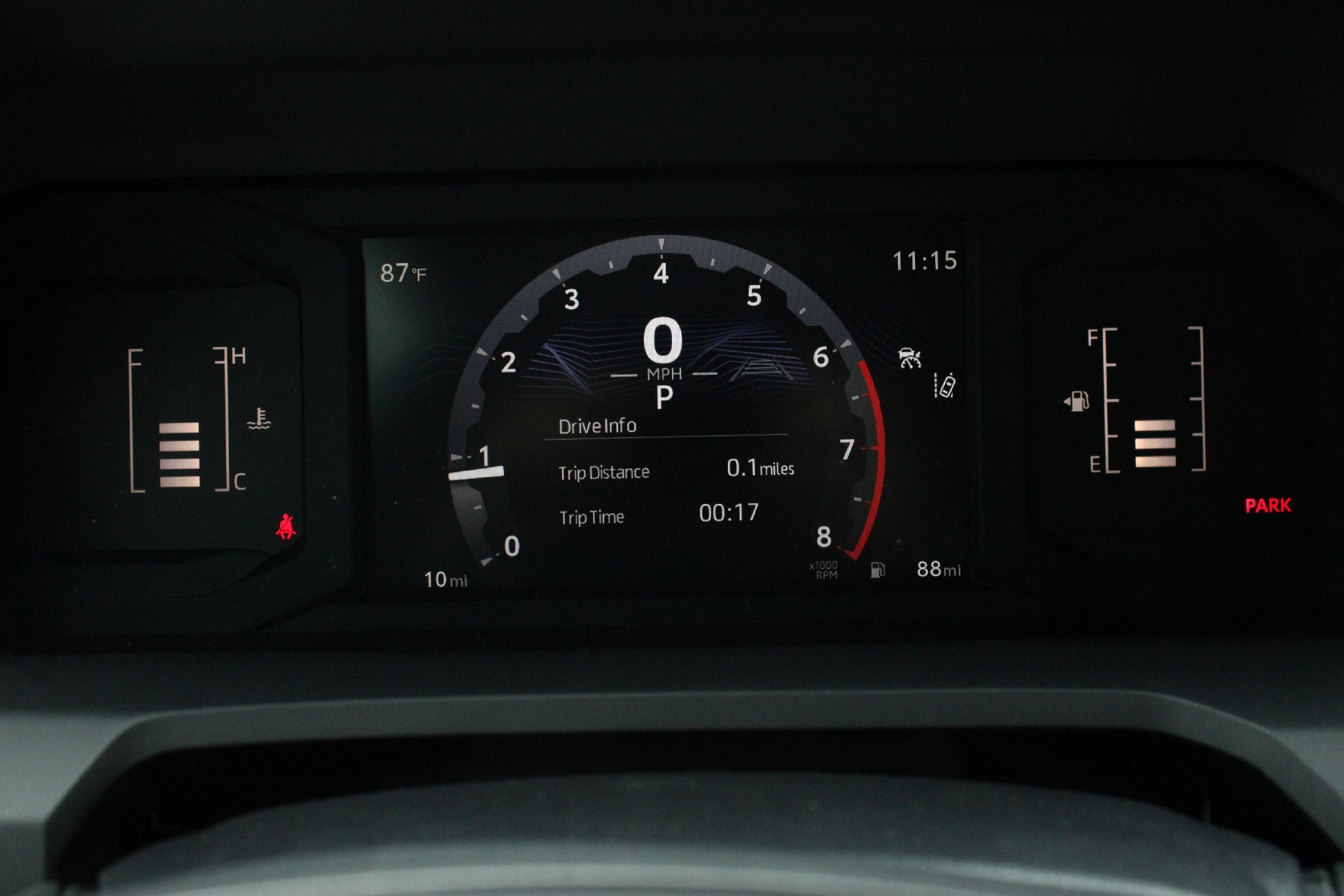 2026 Toyota Tacoma SR5 - Photo 34